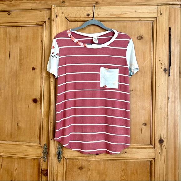 2 for $20 7th Ray Mauve and White Striped Tee with Floral Accents. L - Picture 1 of 6